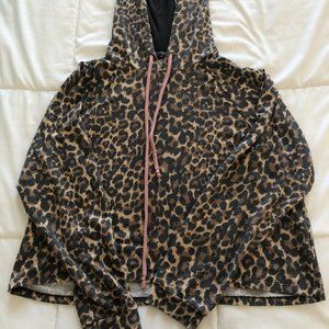 Kittenish Cropped Leopard Hoodie size L